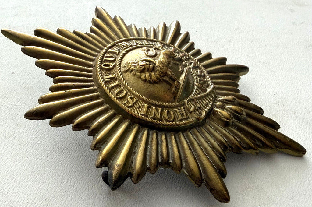 Victorian Era Worcestershire Regiment Large Valise Cap Badge