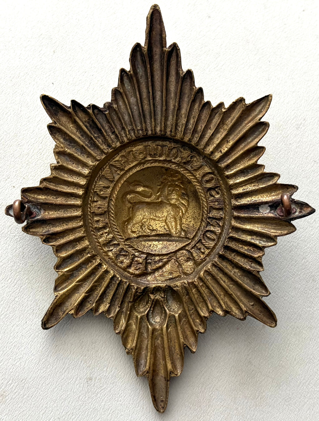 Victorian Era Worcestershire Regiment Large Valise Cap Badge