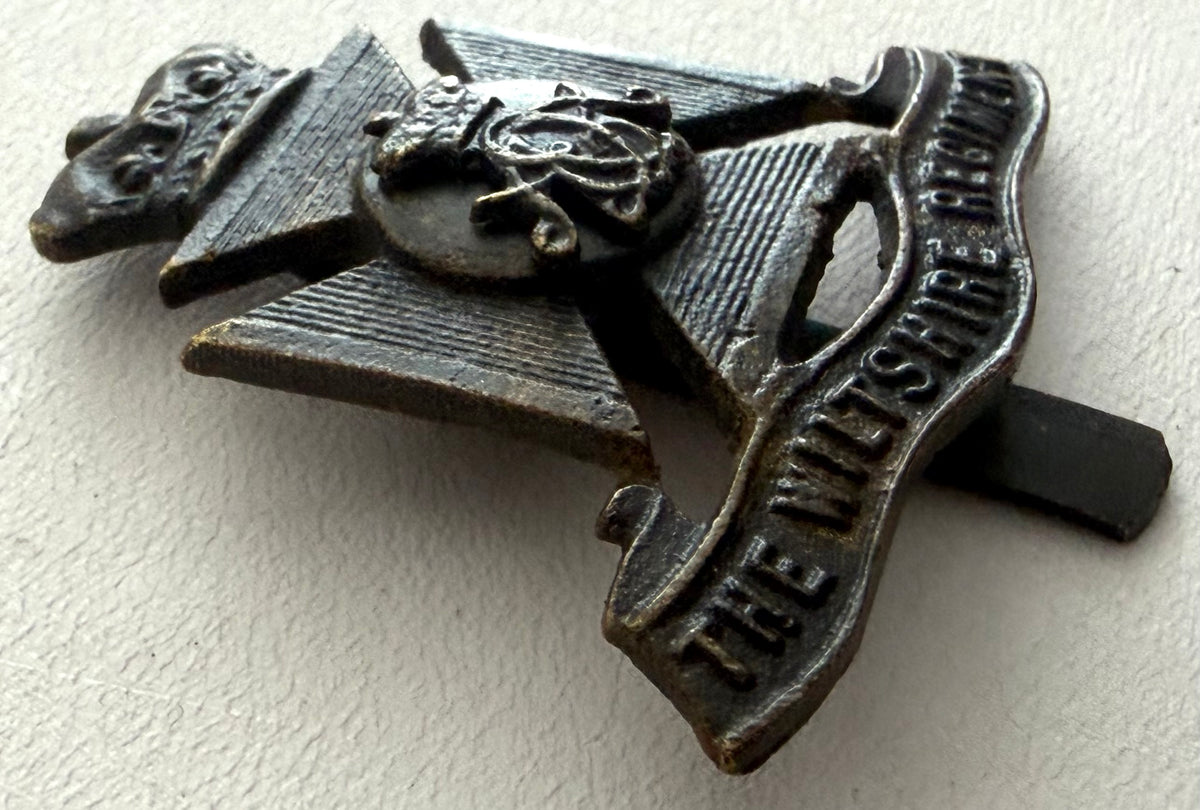 WWI Era The Duke of Edinburgh Wiltshire Regiment Cap Badge