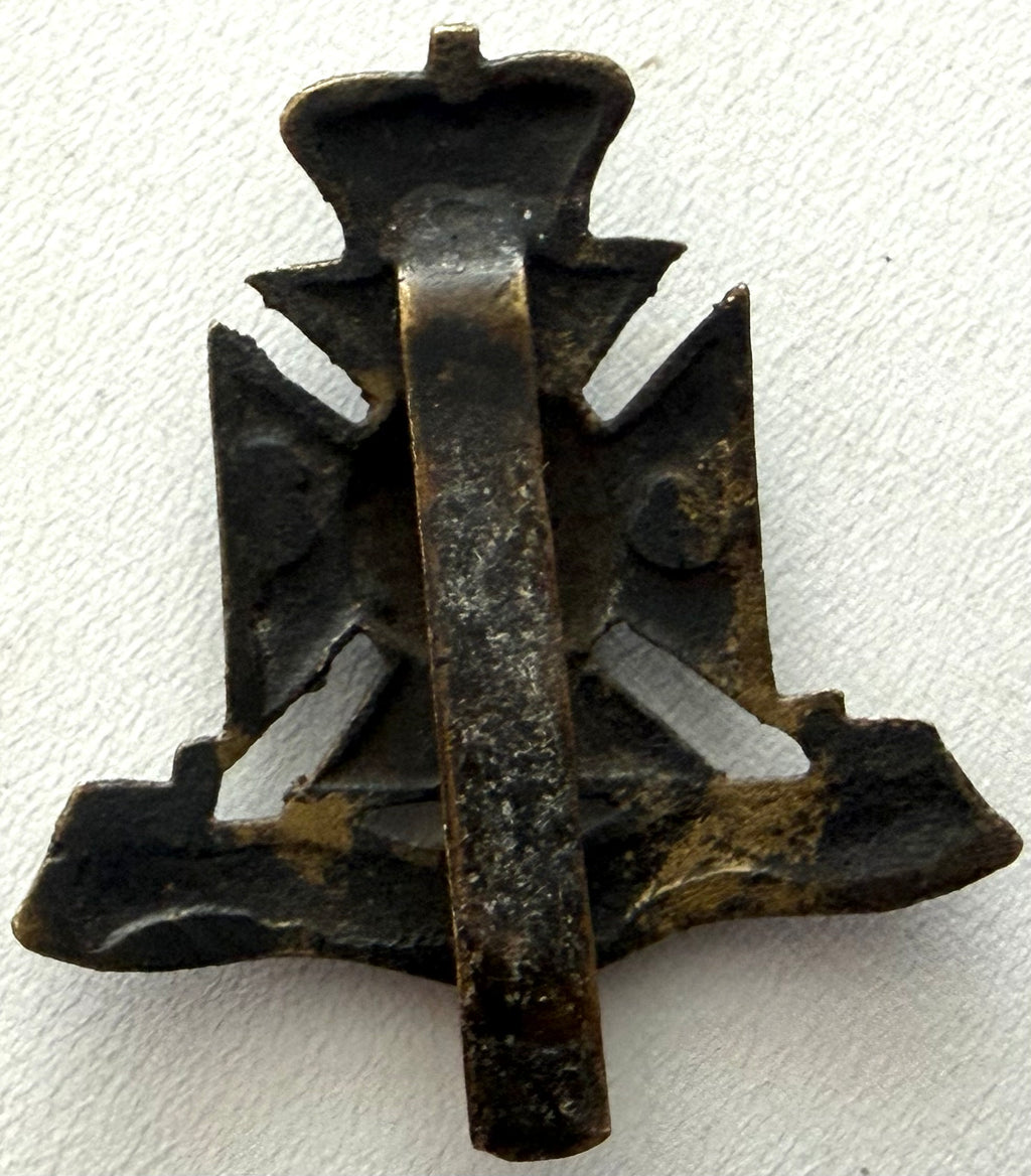 WWI Era The Duke of Edinburgh Wiltshire Regiment Cap Badge