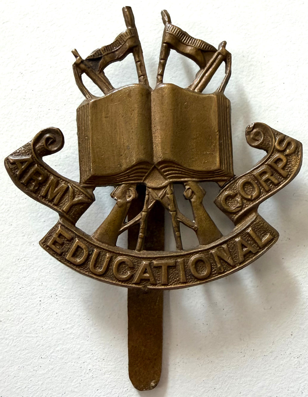Army Educational Corps Cap Badge